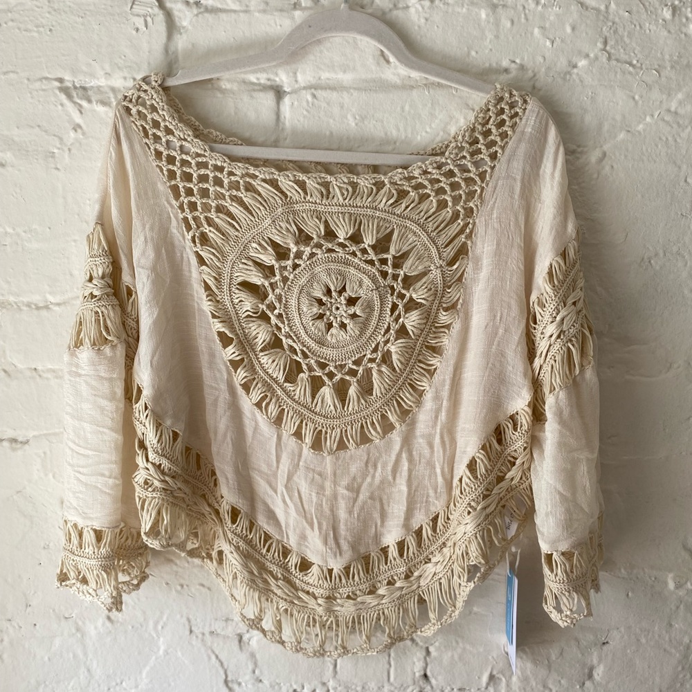 NWT Lightweight top or coverup with crochet details